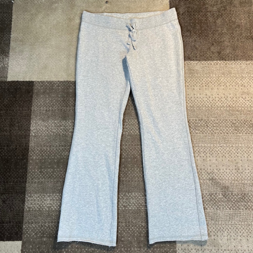 Aeropostale Womens Gray Flare Leg Sweatpants Yoga Pants Size L Low Rise